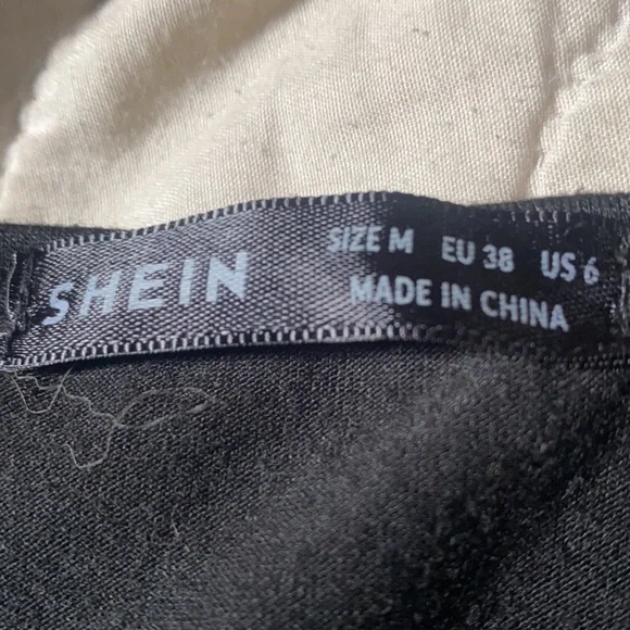 Skull shirt - Picture 2 of 2